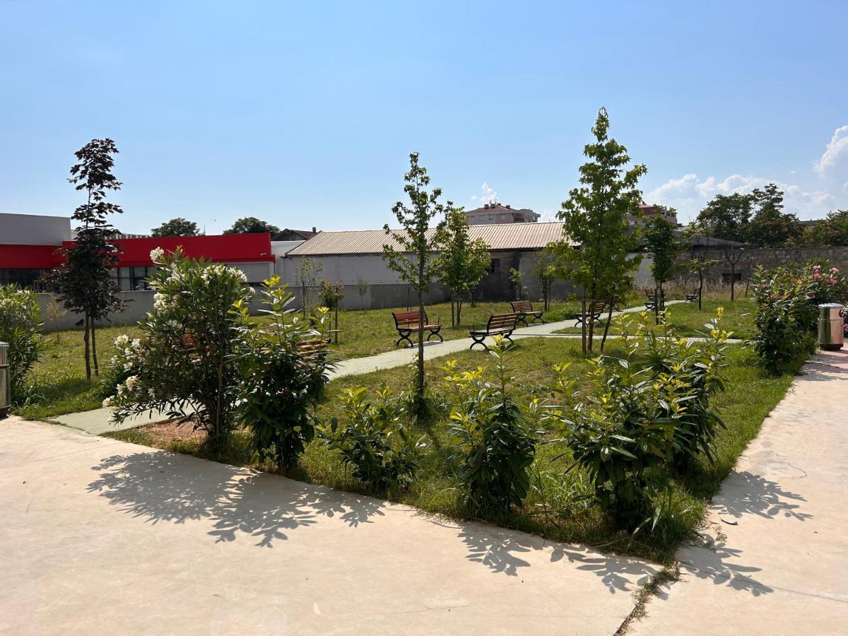 Flat Mara, Pet Friendly Podgorica Exterior foto