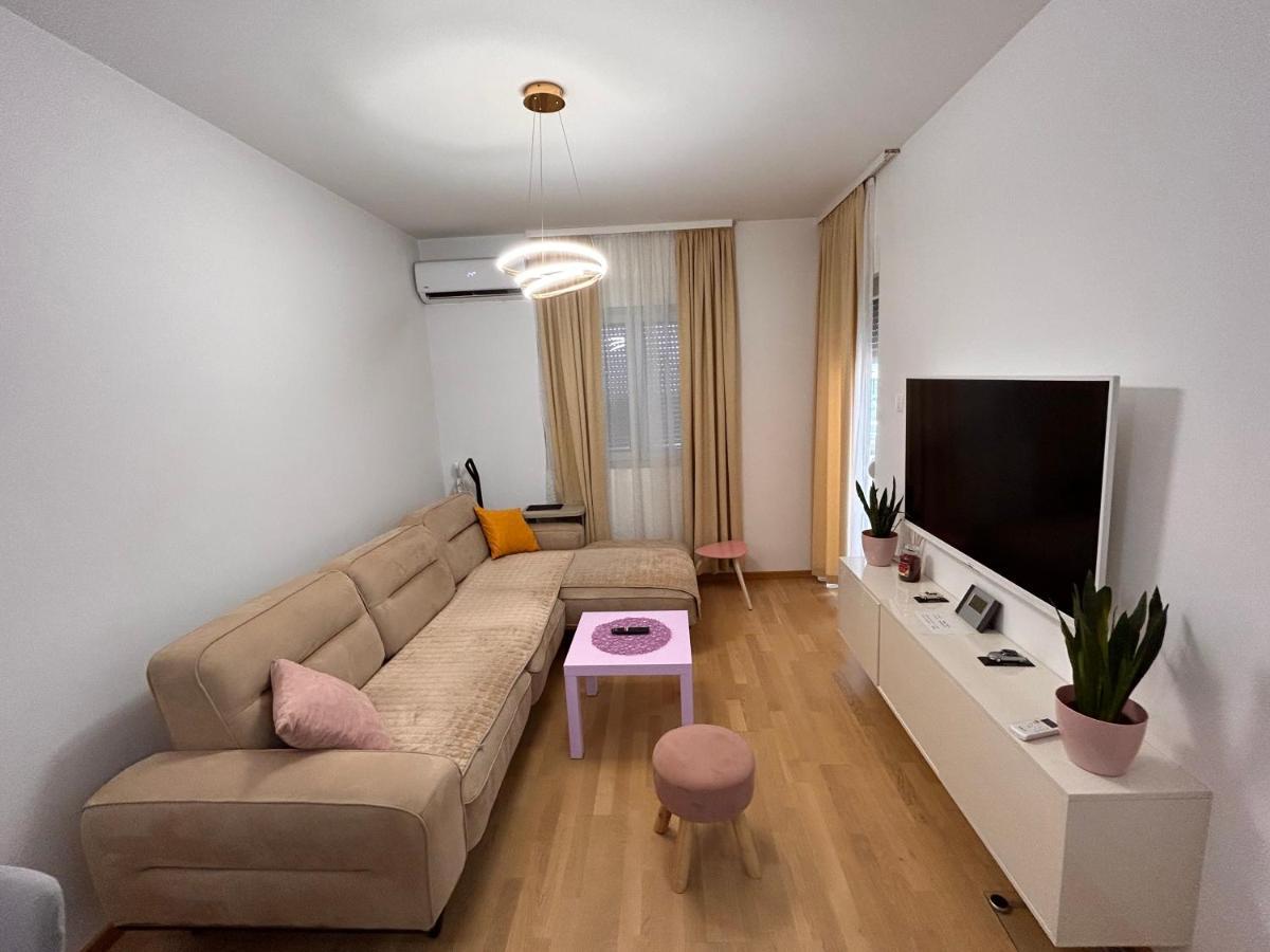 Flat Mara, Pet Friendly Podgorica Exterior foto